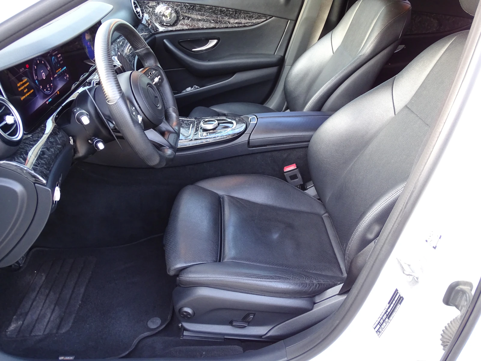 Mercedes-Benz E 220 2.2CDI_194 Коня_AMG LINE_* , снимка 9 - Автомобили и джипове - 55004663