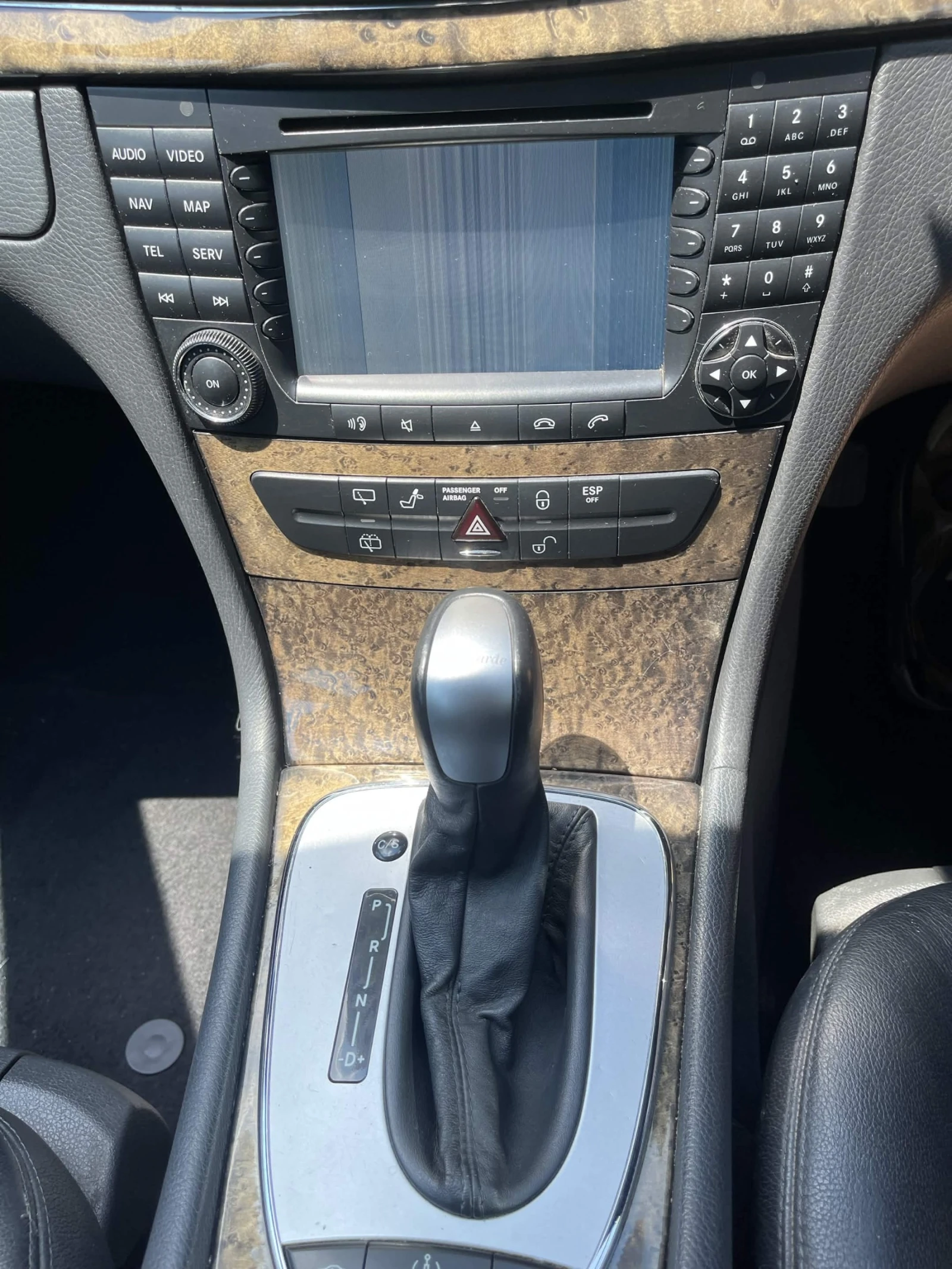 Mercedes-Benz E 500, снимка 11 - Автомобили и джипове - 55092591