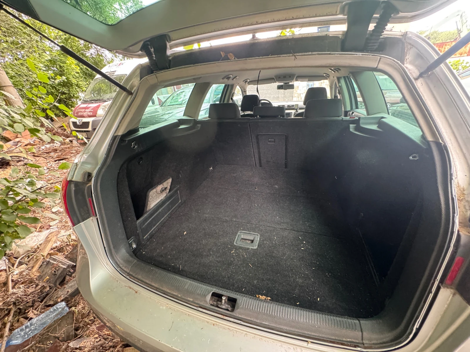 VW Passat, снимка 6 - Автомобили и джипове - 55175939