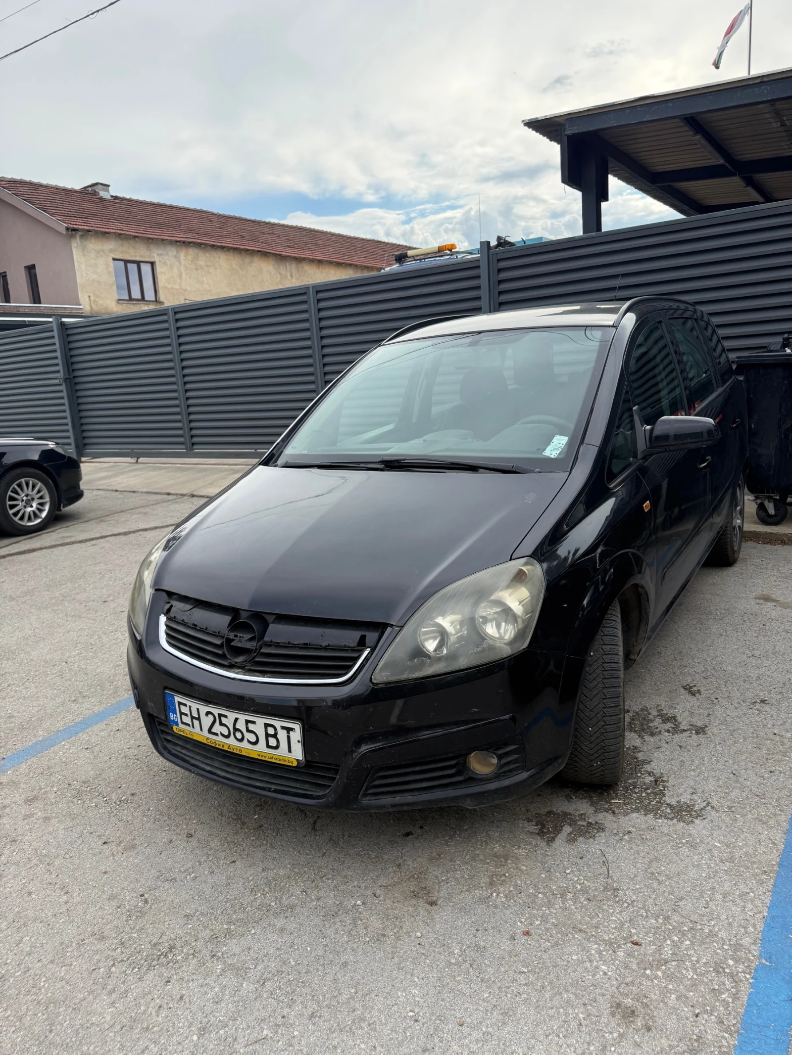 Opel Zafira, снимка 2 - Автомобили и джипове - 55267367