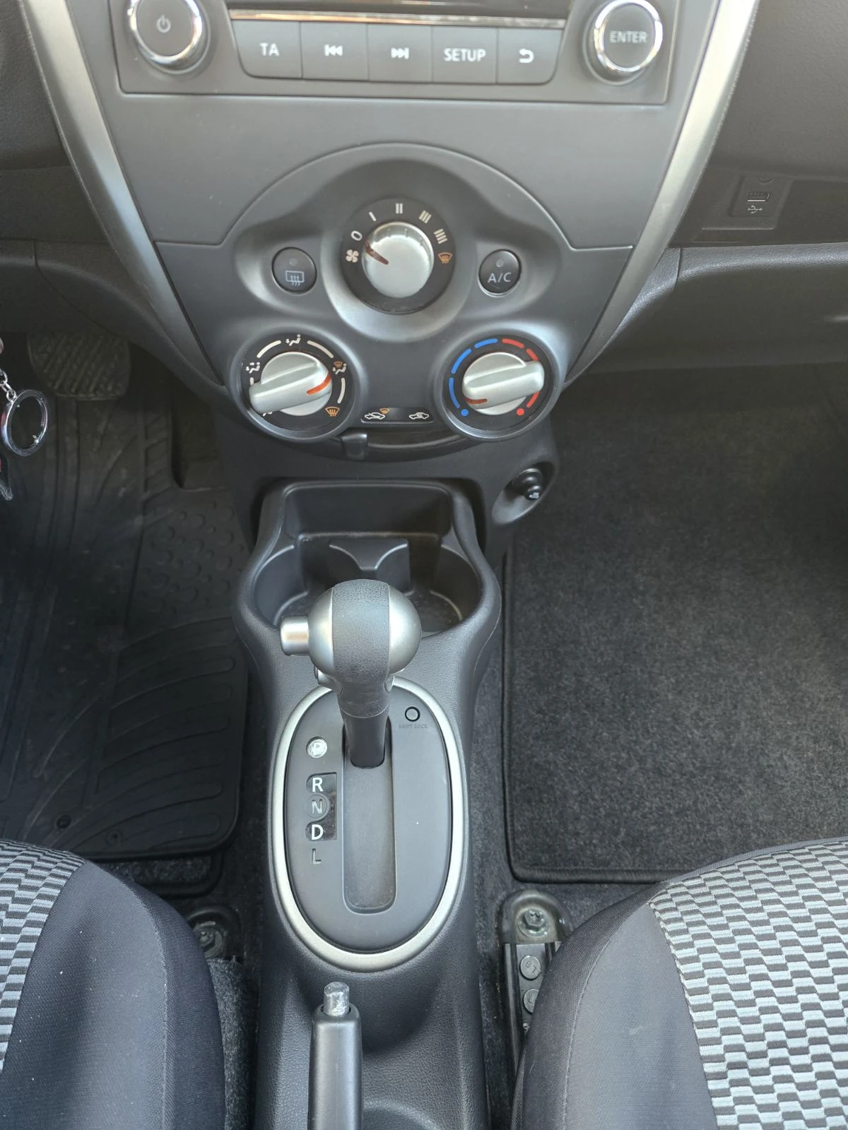 Nissan Micra 1.2 TCe 80hp EDC, снимка 9 - Автомобили и джипове - 55559822