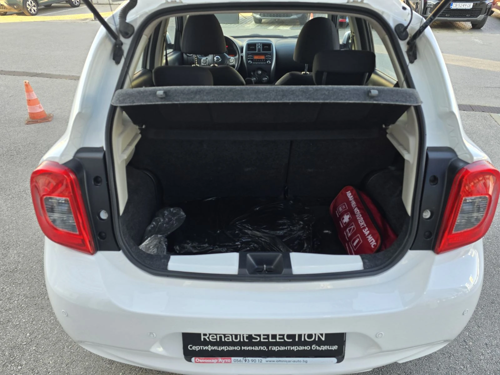 Nissan Micra 1.2 TCe 80hp EDC, снимка 15 - Автомобили и джипове - 55559822