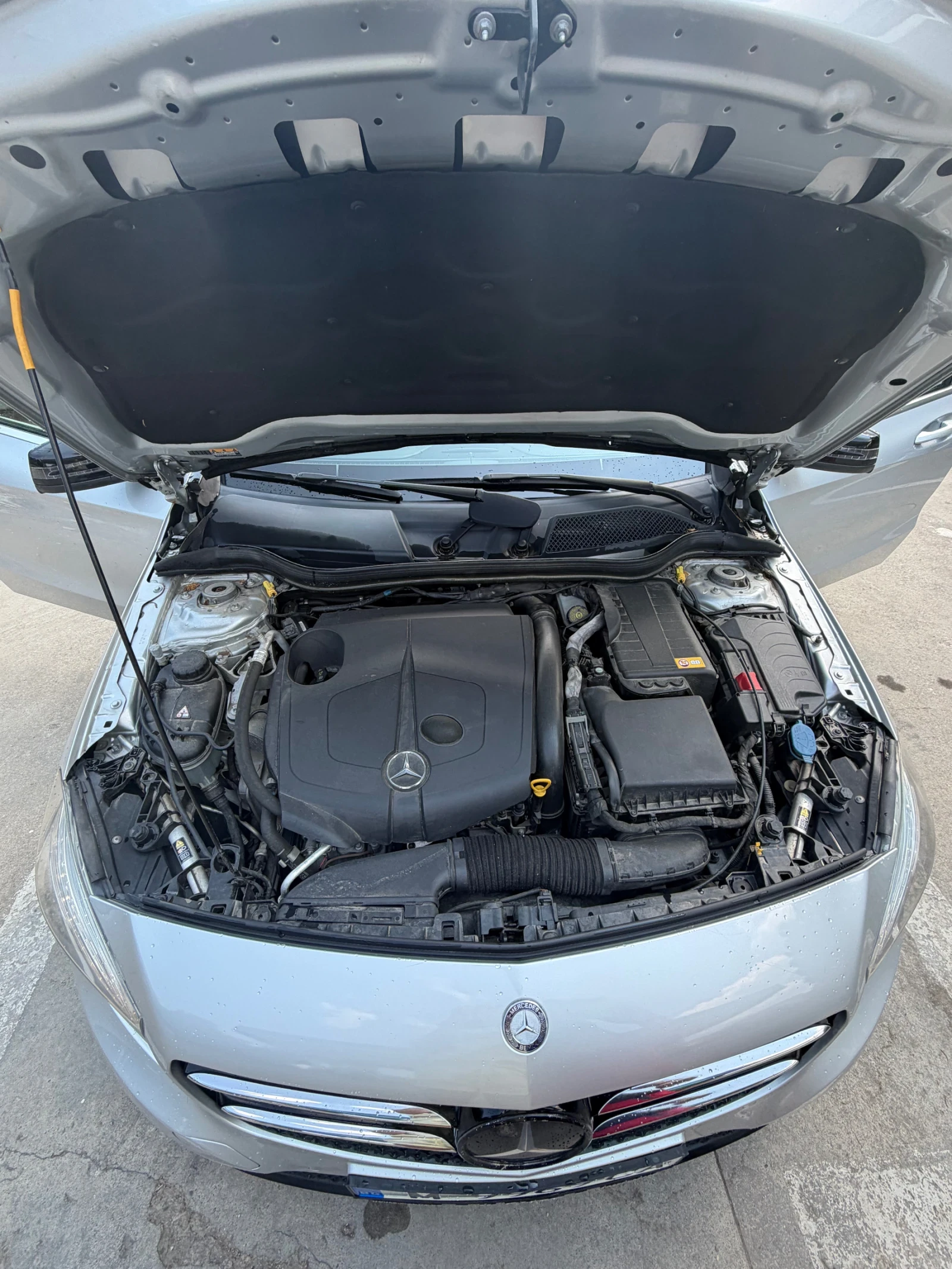 Mercedes-Benz A 200, снимка 3 - Автомобили и джипове - 55596035