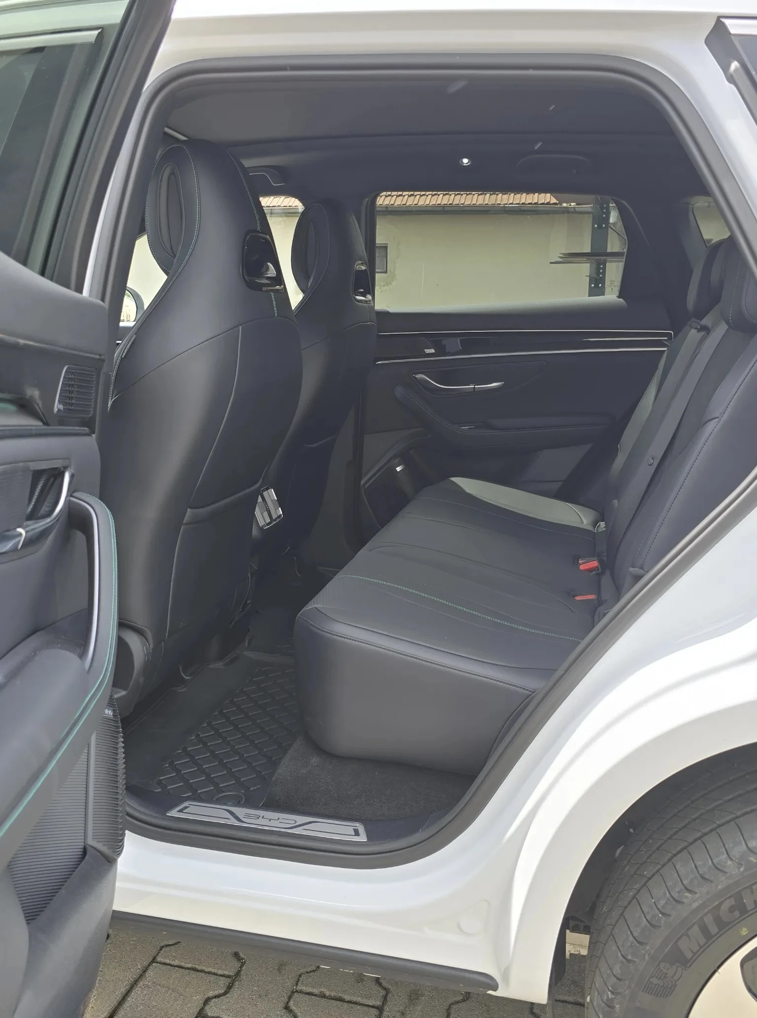 BYD Seal U Desing 87Kwh!!!! | Mobile.bg � ����������� 11
