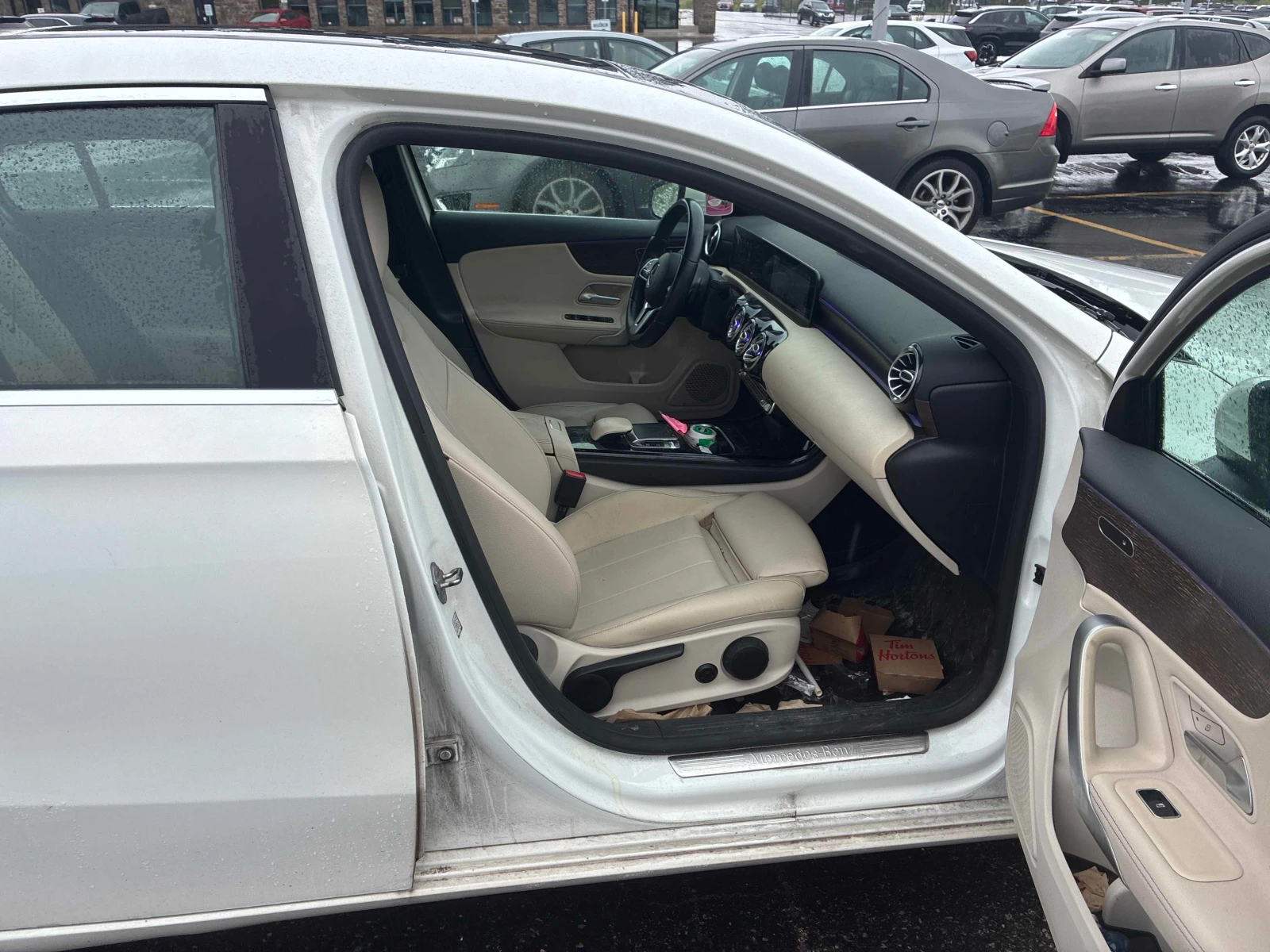 Mercedes-Benz A 250 * АВТОКРЕДИТ * ГЛАВНО ПРЕДСТАВИТЕЛСТВО, снимка 10 - Автомобили и джипове - 56002171