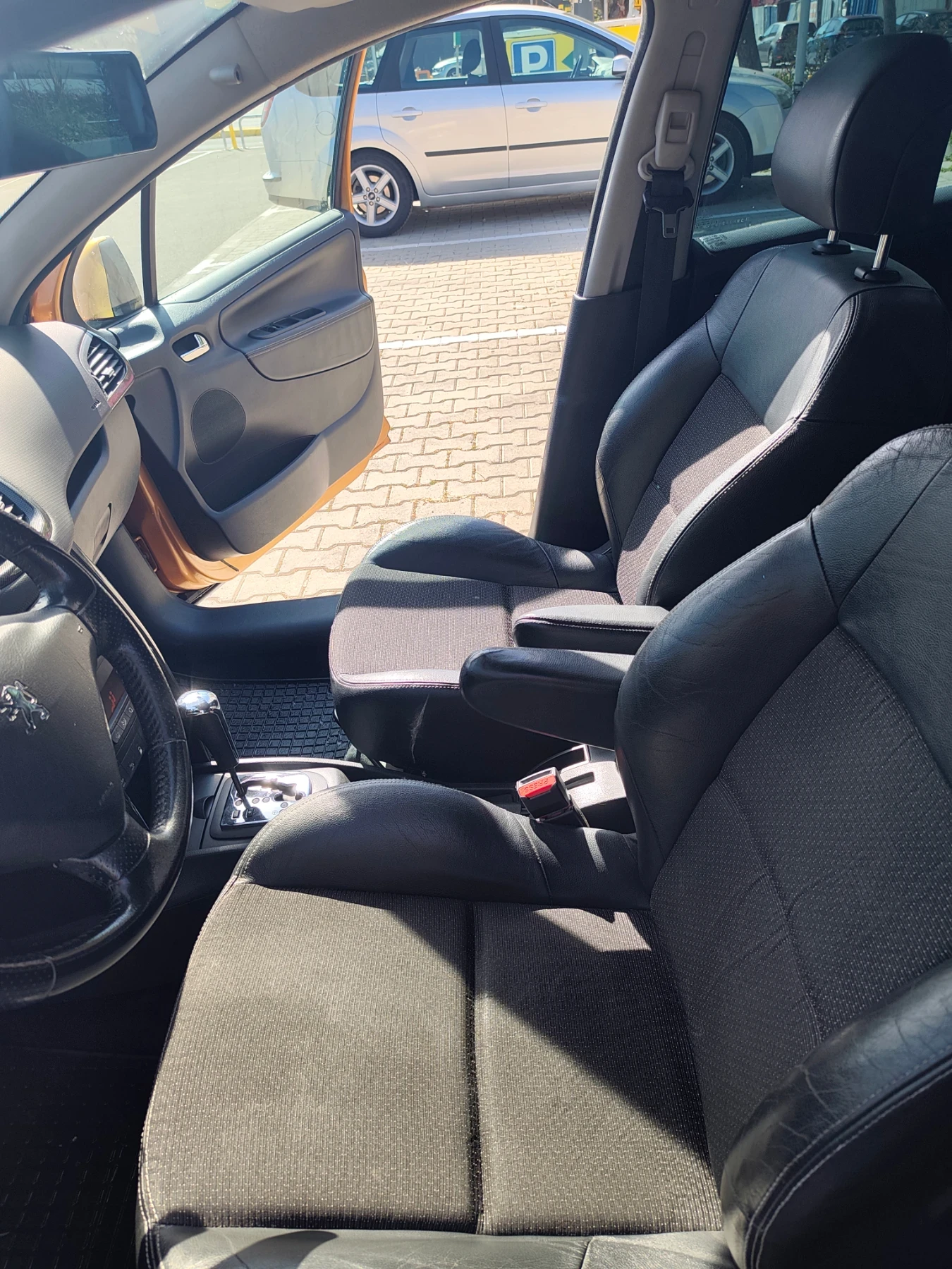 Peugeot 207, снимка 14 - Автомобили и джипове - 56584257