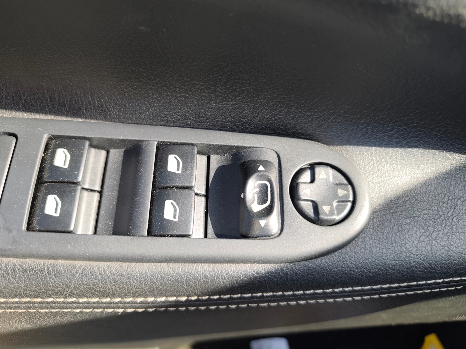 Peugeot 207, снимка 8 - Автомобили и джипове - 56584257