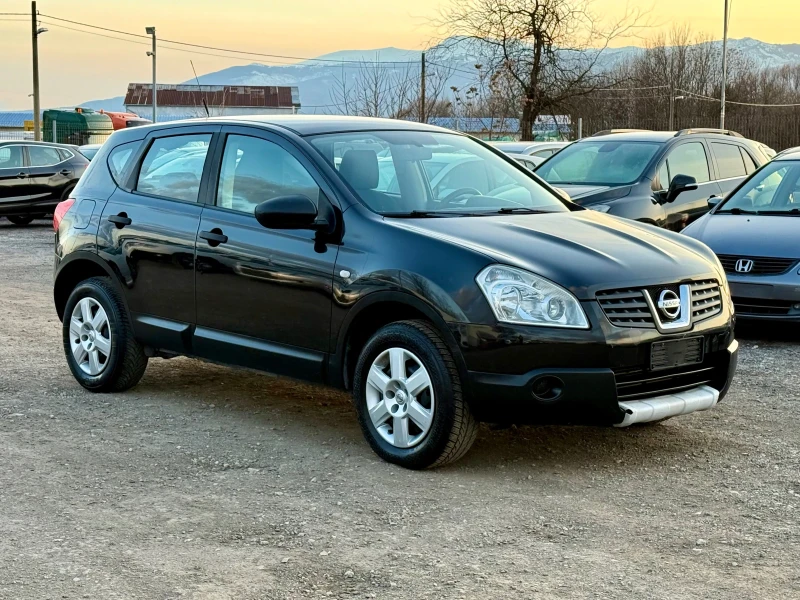 Nissan Qashqai 1.5DCI, снимка 7 - Автомобили и джипове - 48937378