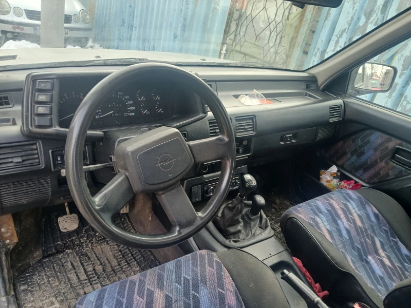 Opel Frontera 2.0 115 Газ, снимка 4 - Автомобили и джипове - 49409118