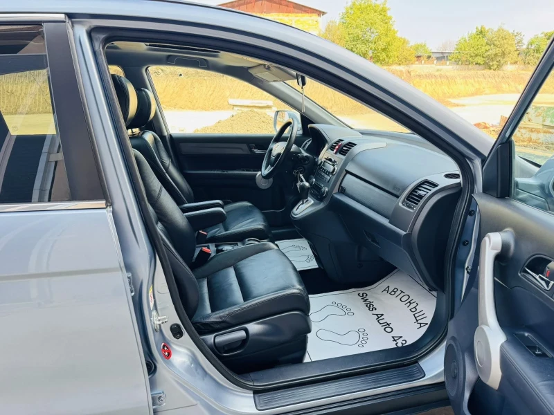 Honda Cr-v 2.0i Automat, снимка 13 - Автомобили и джипове - 51279650
