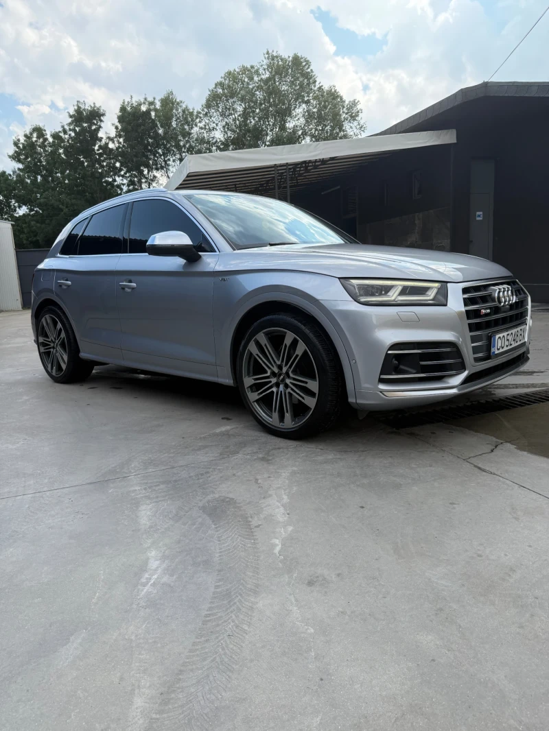 Audi SQ5 MATRIX* PANORAMA* B&OSOUND* FULL, снимка 2 - Автомобили и джипове - 51408433