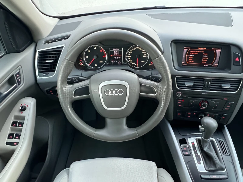 Audi Q5 2.0TDi quattro ПРОЧЕТИ ОПИСАНИЕТО, снимка 8 - Автомобили и джипове - 51500951
