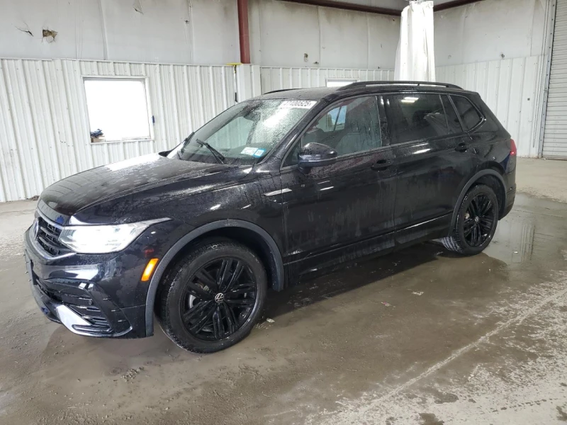 VW Tiguan SE R-LINE BLACK/КЛИП НА МОТОРА - 34500 лв. - 27333061 | Car24.bg