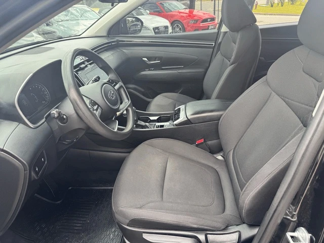 Hyundai Tucson / Essential / AWD / CARFAX / ОПЦИЯ ЗА ФИНАНСИРАНЕ, снимка 9 - Автомобили и джипове - 53298898