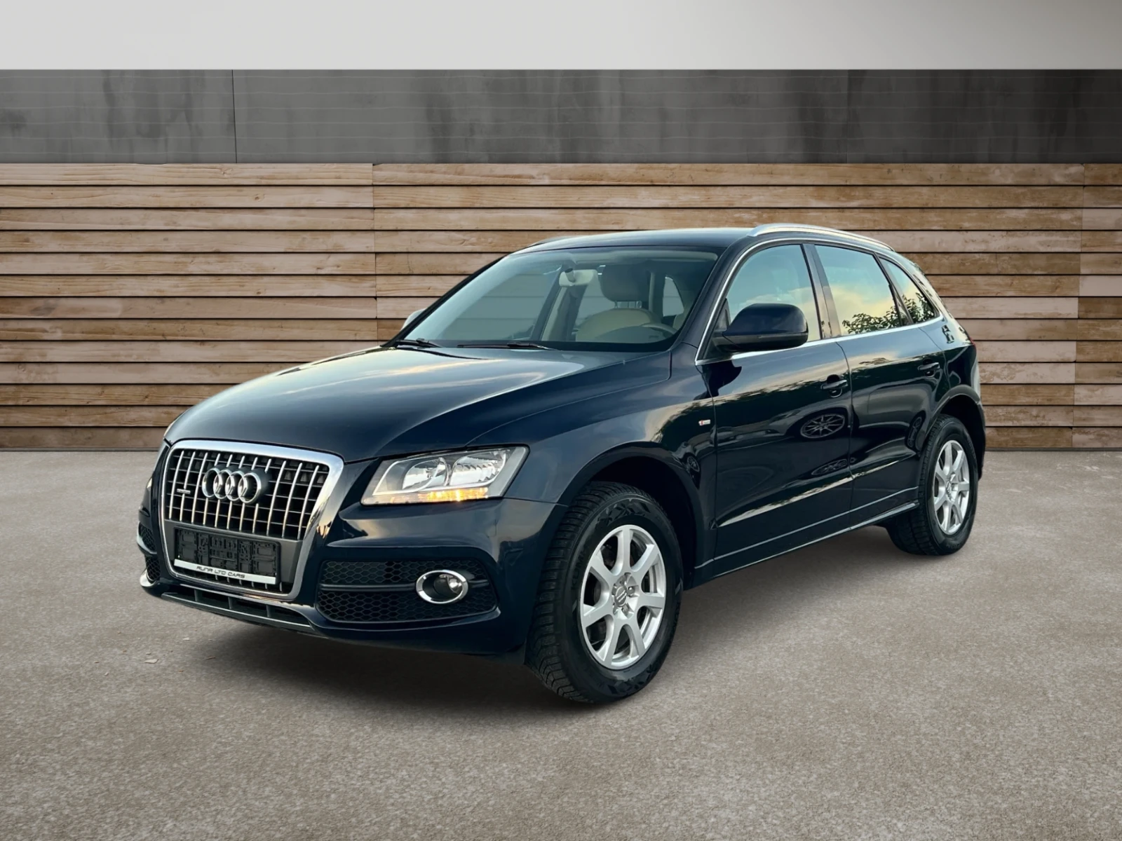 Audi Q5 2.0TDi quattro ПРОЧЕТИ ОПИСАНИЕТО, снимка 1