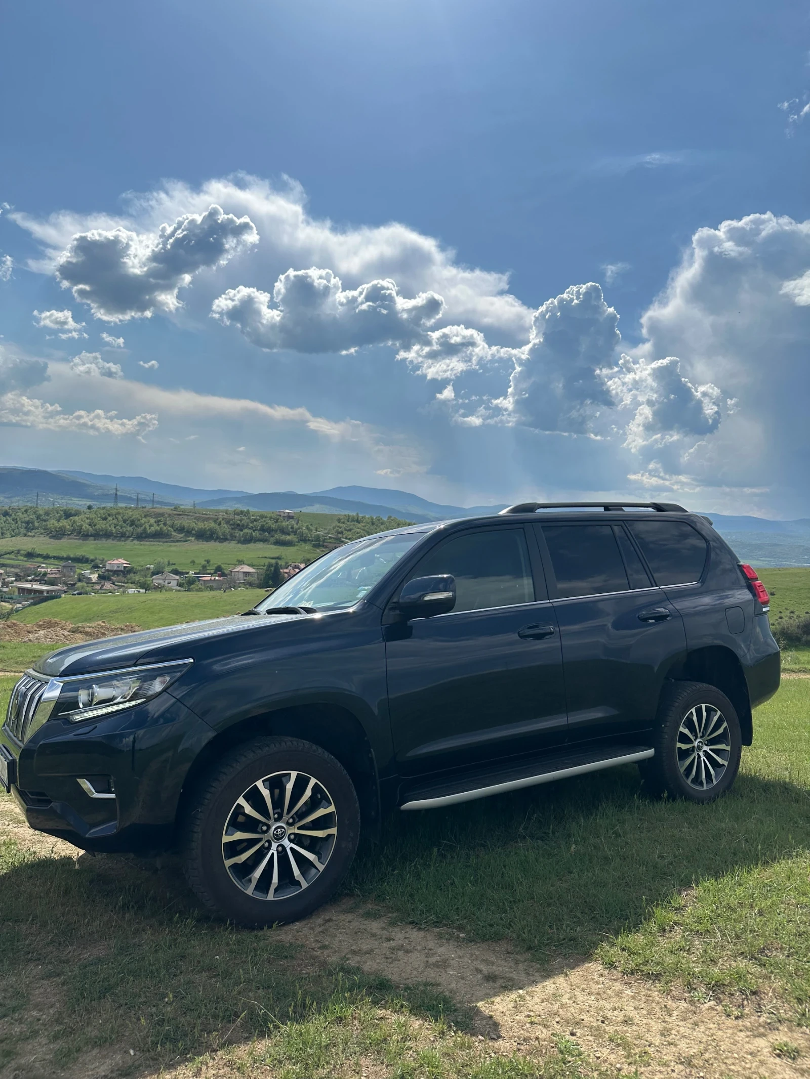 Toyota Land cruiser 150 Luxury - изображение 2