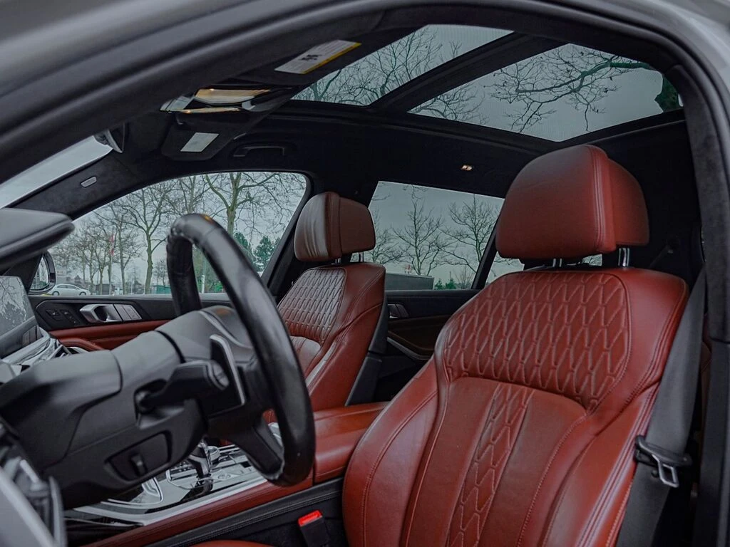 BMW X7 M50I/HARMAN-KARDON/PANO/360 KAMEPA/HEAD-UP - изображение 9