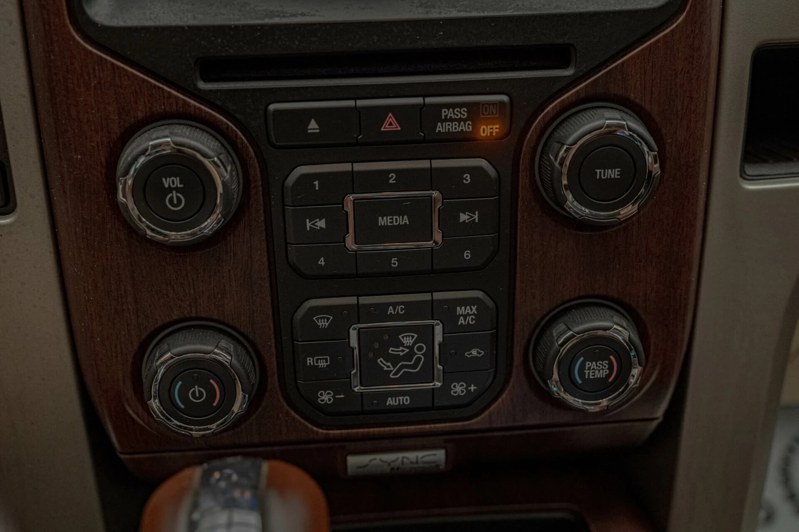 Ford F150 SuperCrew/3.5 EcoBoost/Executive/Обдухване/Камера - изображение 10