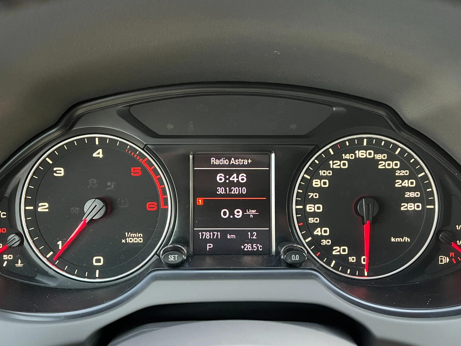 Audi Q5 2.0TDi quattro ������� ���������� | Mobile.bg � ����������� 13