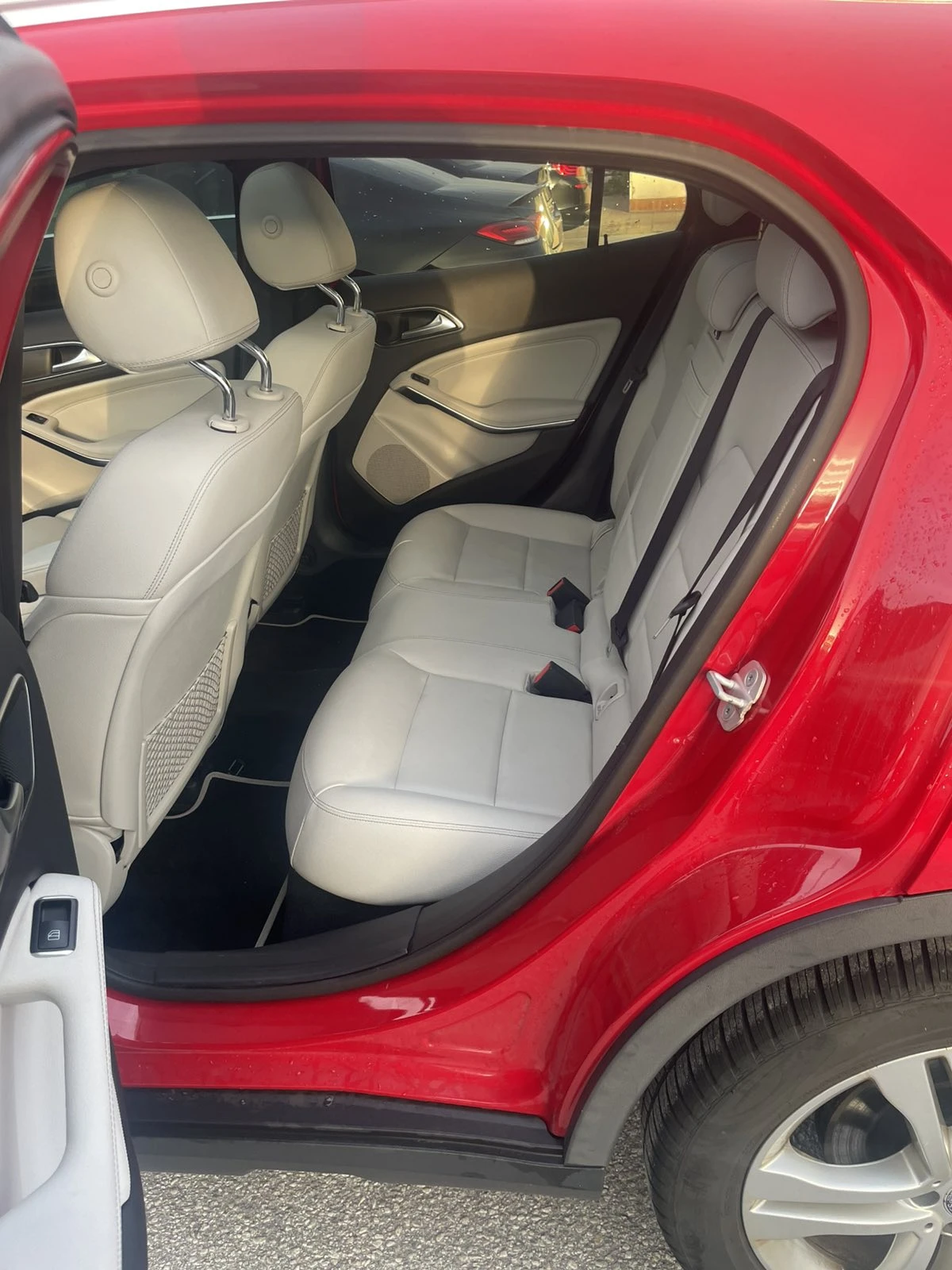 Mercedes-Benz GLA 250 211ps* 4M* 100хл.* НАВИ* КОЖА* ПАНО* КАМЕРА* FULL - изображение 6