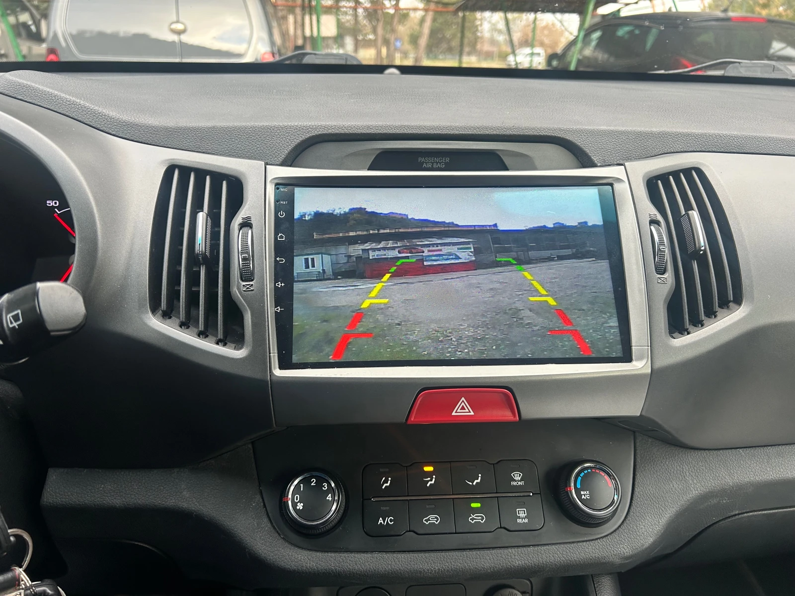 Kia Sportage 1.6i-135k.c-НАВИ-КАМЕРА-CARPLAY! - изображение 6