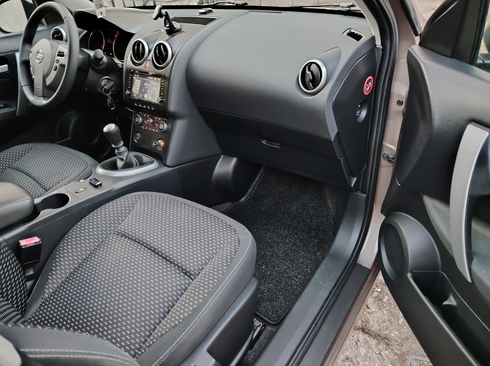 Nissan Qashqai 2.0i 141�.� ������!  | Mobile.bg � ����������� 12