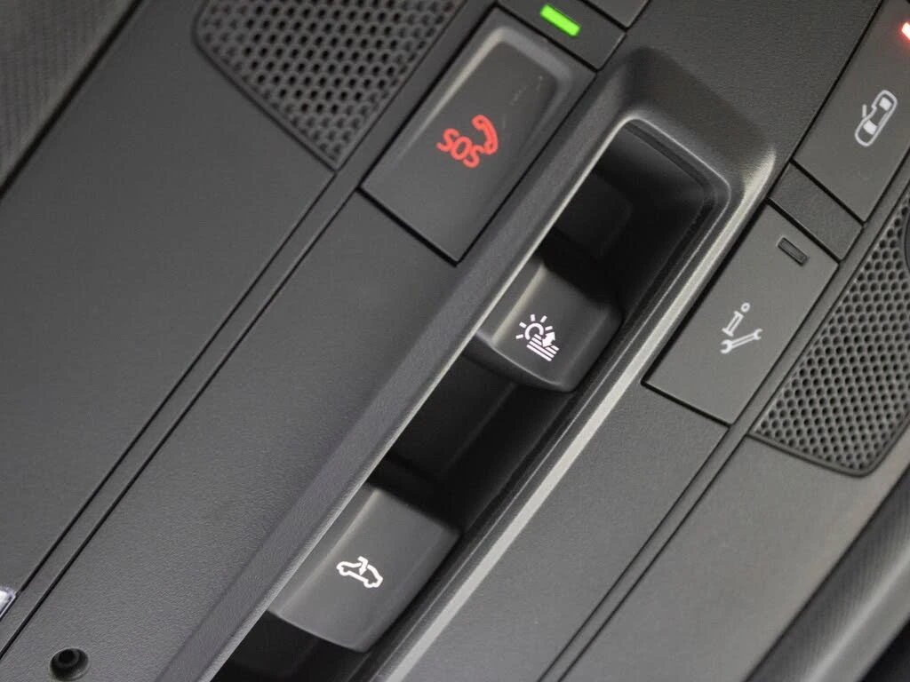 Audi Q3 Quattro* Technik* 45TFSI* АвтоКредит* (ЦЕНА ДО БГ), снимка 10 - Автомобили и джипове - 54128443