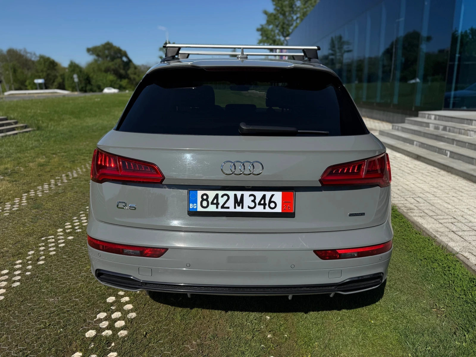 Audi Q5 S-Line Technik Nardo Grey Black Optics , снимка 6 - Автомобили и джипове - 54444636