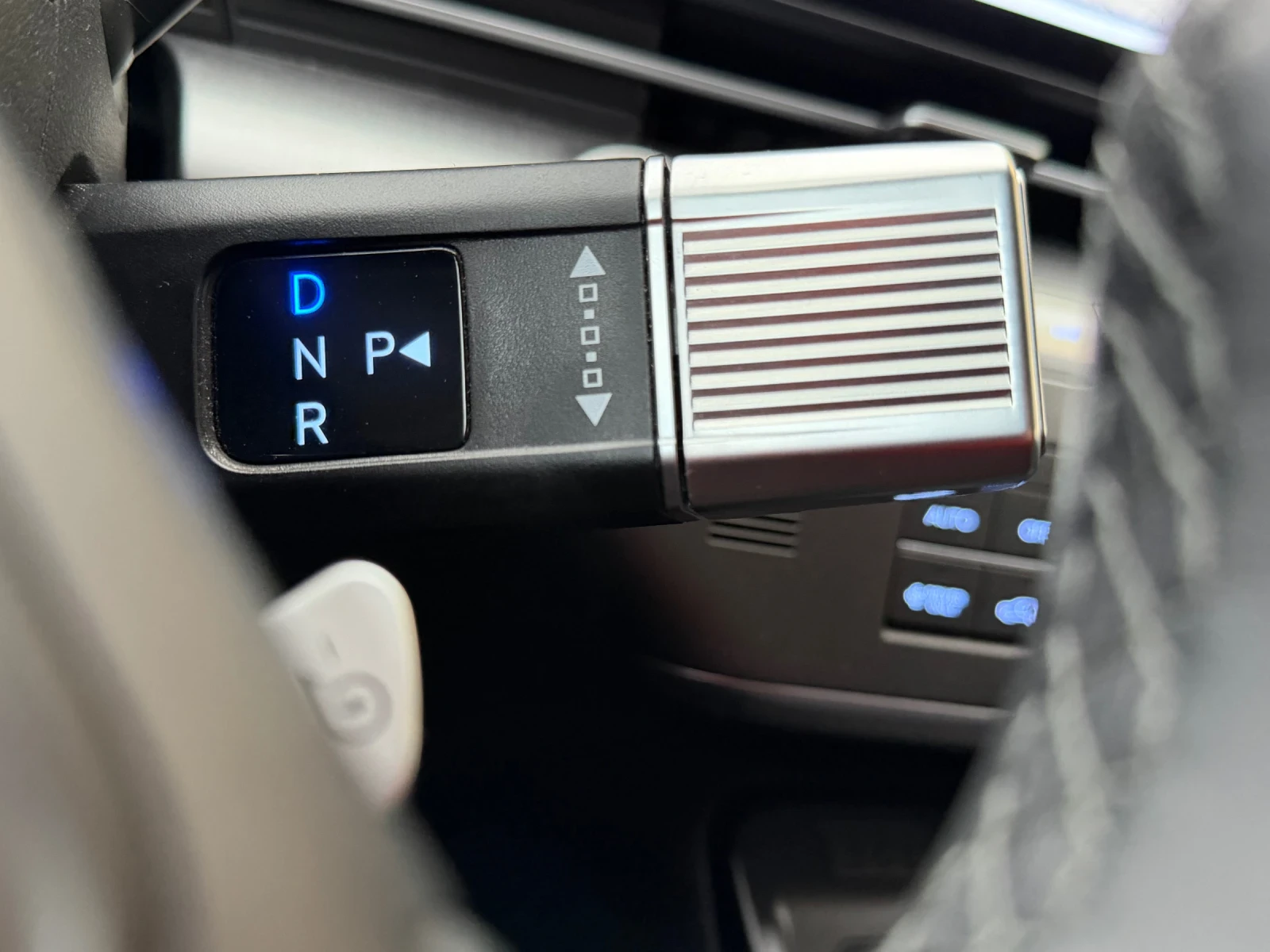 Hyundai Kona, снимка 14 - Автомобили и джипове - 54654176