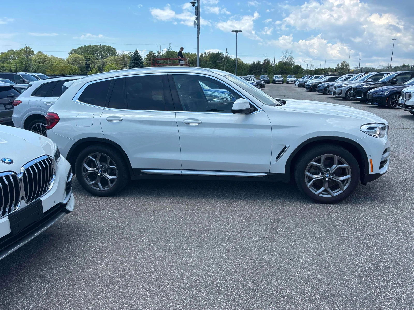 BMW X3 xDrive30i * Keyless * CARFAX * АВТО КРЕДИТ * , снимка 4 - Автомобили и джипове - 54949785