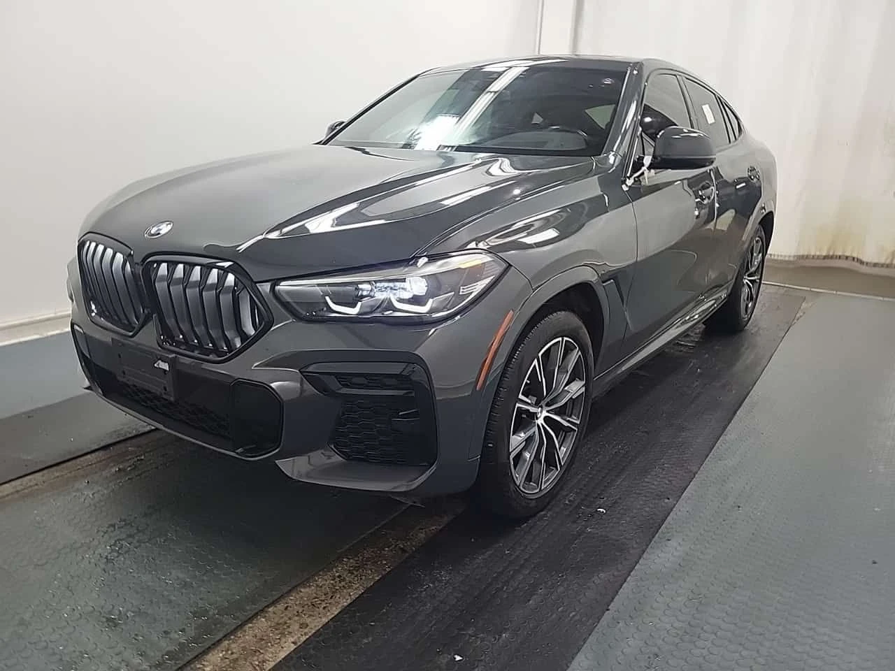 BMW X6 40i * Един собственик * Без инциденти * От BMW * 