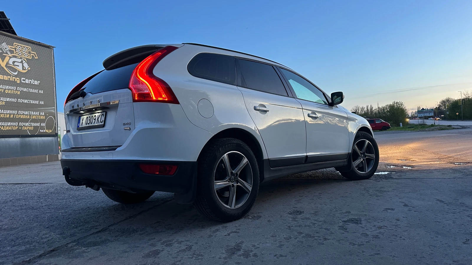 Volvo XC60 D5, снимка 7 - Автомобили и джипове - 55363467