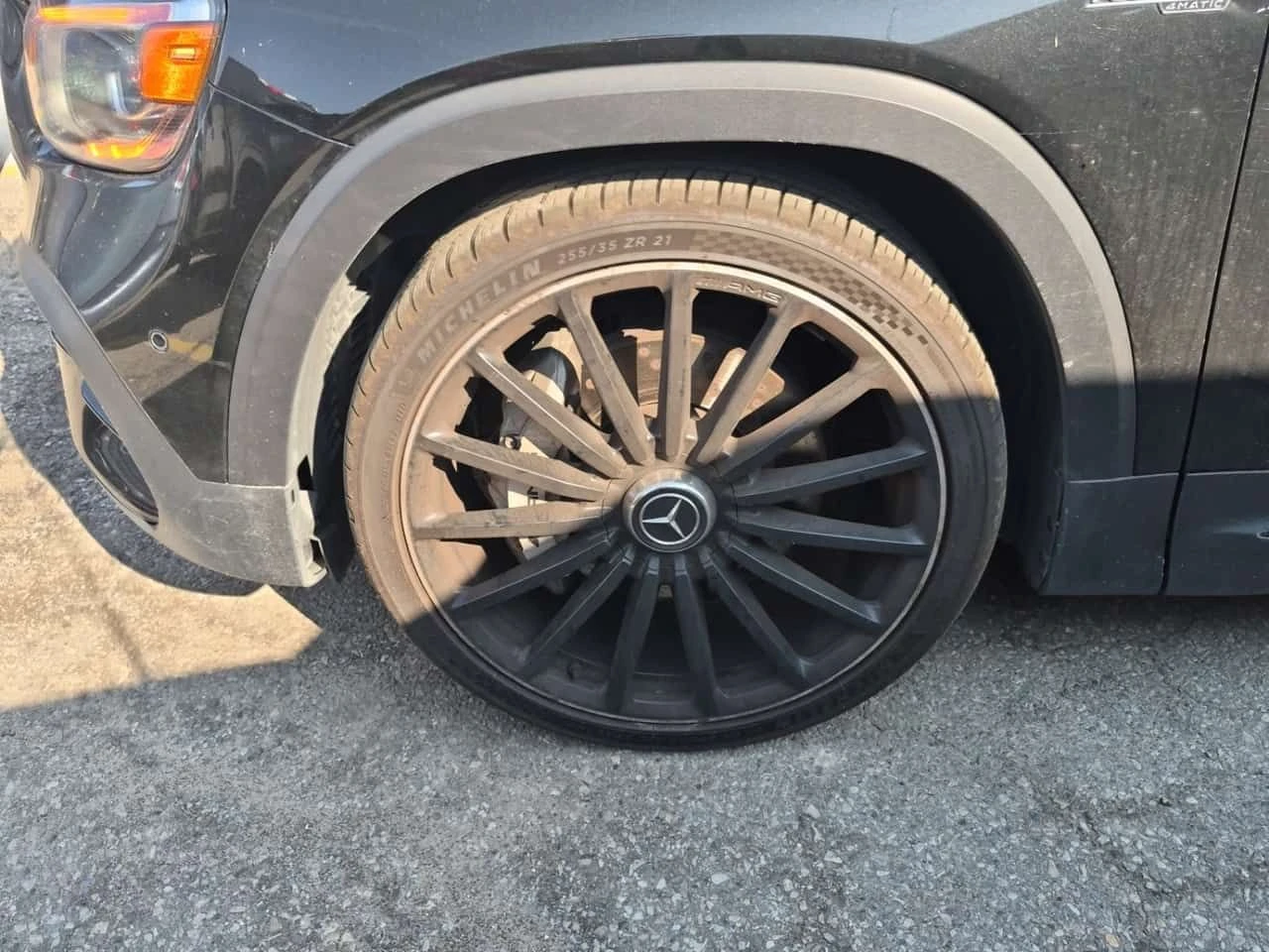 Mercedes-Benz GLB35AMG CARFAX/2 Ключа/360 Кам/Алкантара/Подгрев/Burmester, снимка 6 - Автомобили и джипове - 55437911