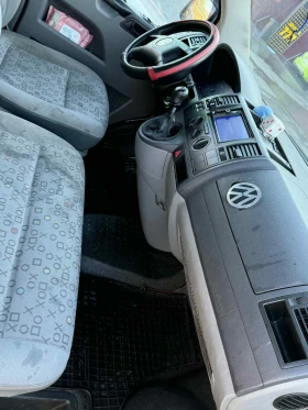 Обява за продажба на VW T5 VW T5 2.5 ~12 000 лв. - изображение 4 | Auto.bg Обява за продажба на VW T5 VW T5 2.5 ~12 000 лв. - изображение 4