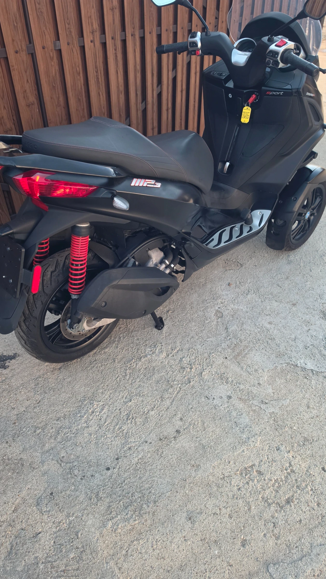 Piaggio Mp3 300i LT abs sport 2br, снимка 8 - Мотоциклети и мототехника - 54794583