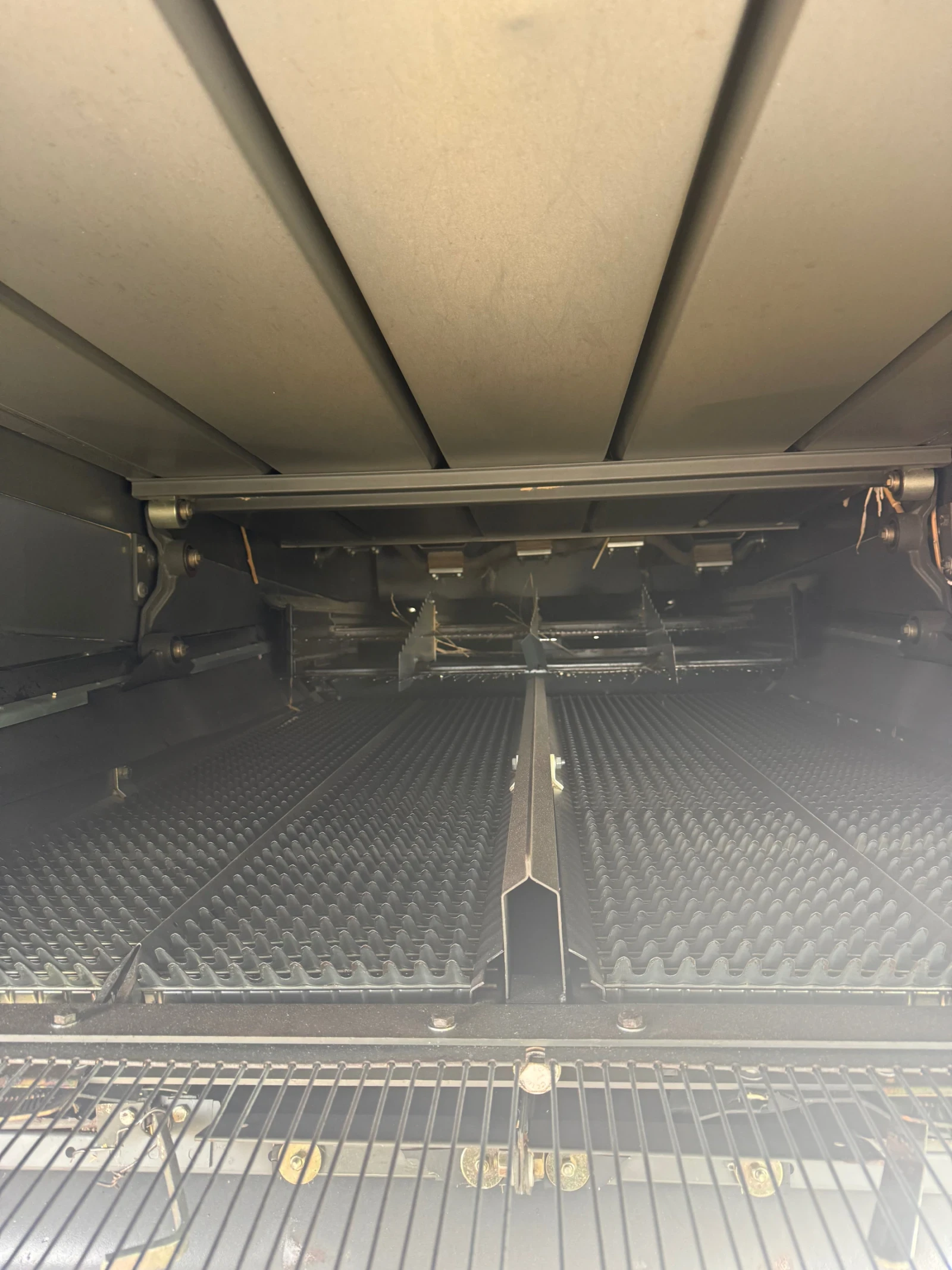 Комбайн Claas Tucano 420 - изображение 10