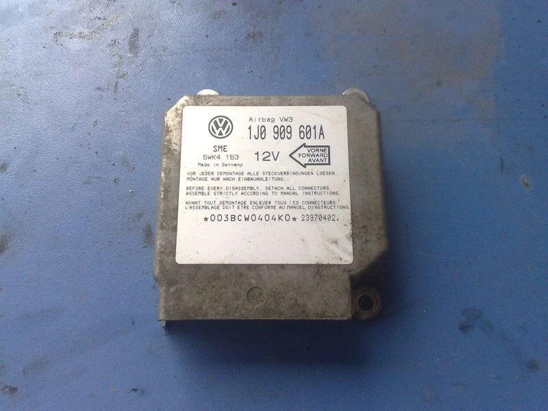 Еърбег централа за Ауди А3 1.8 (1)