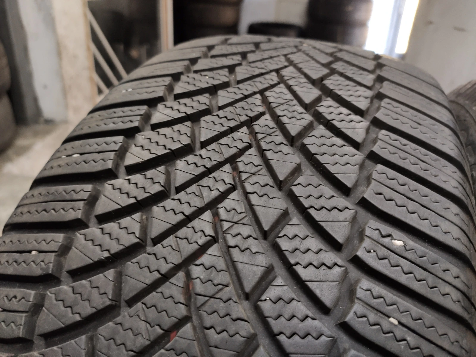  235/55R18 | Mobile.bg   4