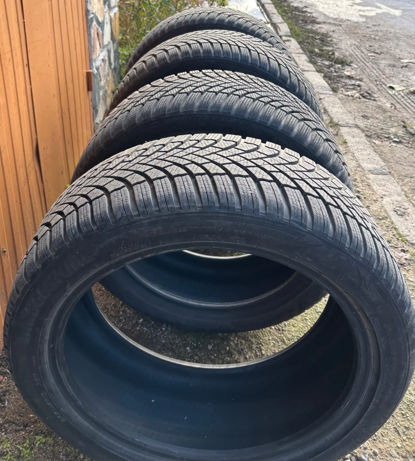  235/45R19 | Mobile.bg   12