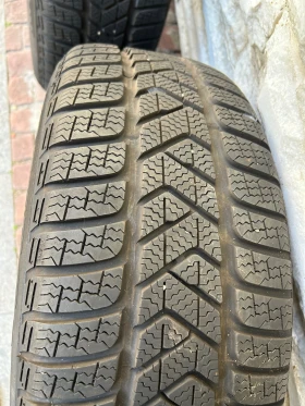 Гуми с джанти Pirelli 215/55R17, снимка 7 - Гуми и джанти - 47749287