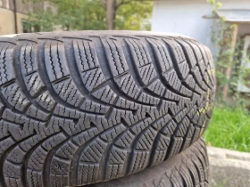 Гуми с джанти Goodyear 195/65R15, снимка 3 - Гуми и джанти - 47754082