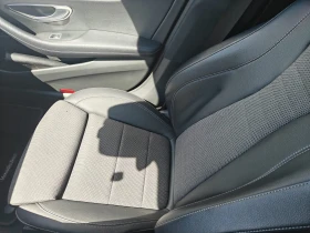 Mercedes-Benz E 220 4matic, снимка 11