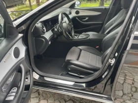 Mercedes-Benz E 220 4matic, снимка 13