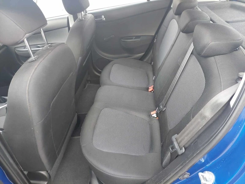 Hyundai I20 1,4CRDI 90ps 6ck, снимка 10 - Автомобили и джипове - 44215524