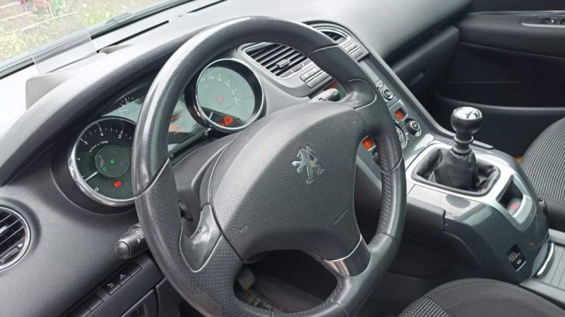 Peugeot 5008 1, 6 Turbo , снимка 6 - Автомобили и джипове - 46295693