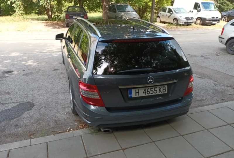 Mercedes-Benz C 220 2.2 CDI, снимка 6 - Автомобили и джипове - 49560409