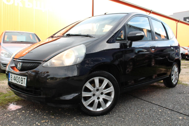 Honda Jazz 1.4i FACELIFT, снимка 2 - Автомобили и джипове - 47523999