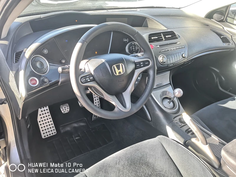 Honda Civic 1.8 Бензин 140к.с, снимка 7 - Автомобили и джипове - 47906573