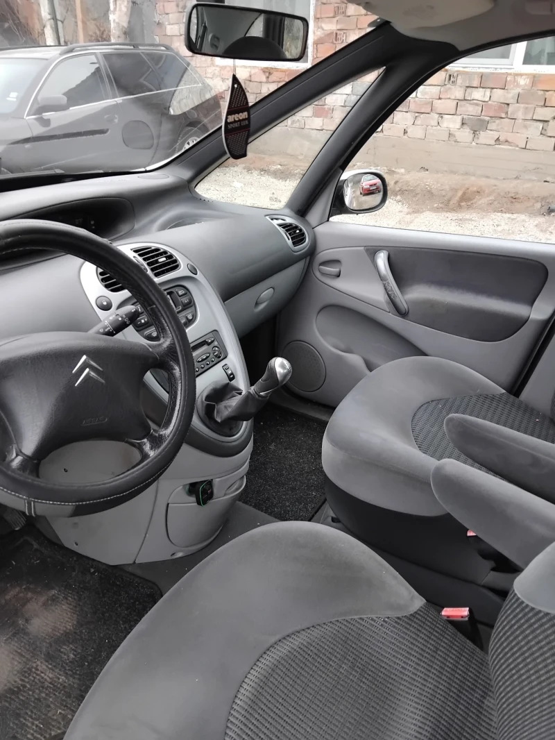 Citroen Xsara picasso, снимка 8 - Автомобили и джипове - 49188203