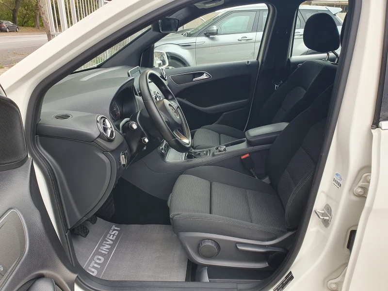 Mercedes-Benz B 200 КАТО НОВA, снимка 9 - Автомобили и джипове - 51987826